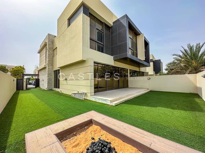 Stunning 3 bed Flora Townhouse For Rent In Damac Hills Stunning 3 bed Flora Townhouse For Rent In Damac Hills