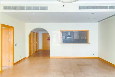 شقة 2 غرفة نوم للايجار في نخلة جميرا، دبي - شقة في الحمري،شقق شور لاين،نخلة جميرا 2 غرف 210000 درهم - 7740244