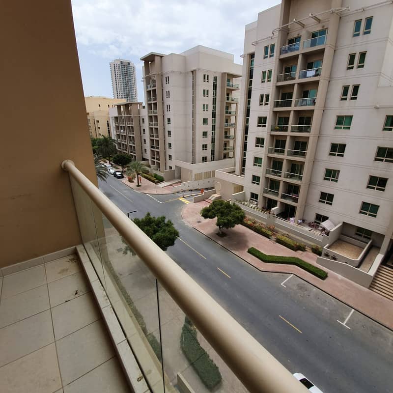 شقة في الغزلان 2،الغزلان،الروضة 1 غرفة 73000 درهم - 7460358 شقة في الغزلان 2،الغزلان،الروضة 1 غرفة 73000 درهم - 7460358