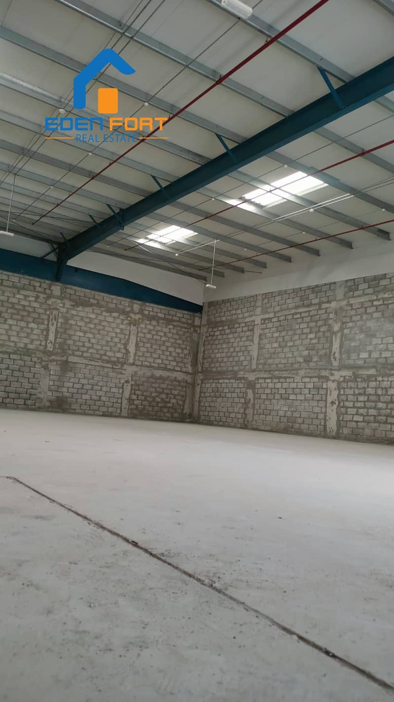 位于杰贝阿里,杰贝阿里工业区 的仓库 160000 AED - 7741650 位于杰贝阿里,杰贝阿里工业区 的仓库 160000 AED - 7741650
