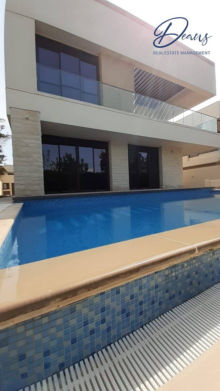 Luxurious !! Lavish 5 Bedrooms + Maids Villa Luxurious !! Lavish 5 Bedrooms + Maids Villa