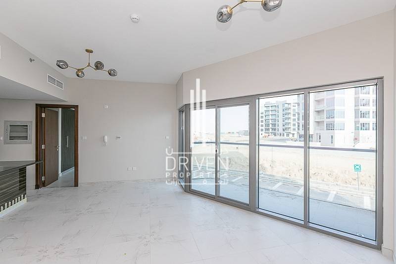 Brand New 1 BR Unit with Community Views