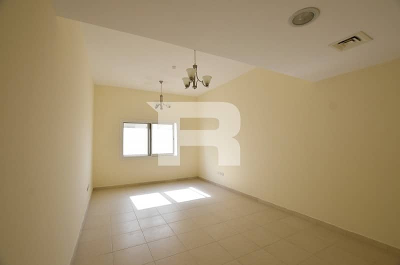 Spacious 1bhk|Closed kitchen|High floor Spacious 1bhk|Closed kitchen|High floor
