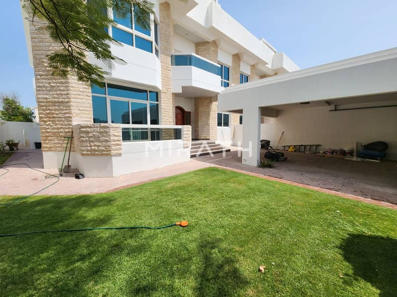 Prime Location!! Capacious 4BR Compound Villa Prime Location!! Capacious 4BR Compound Villa