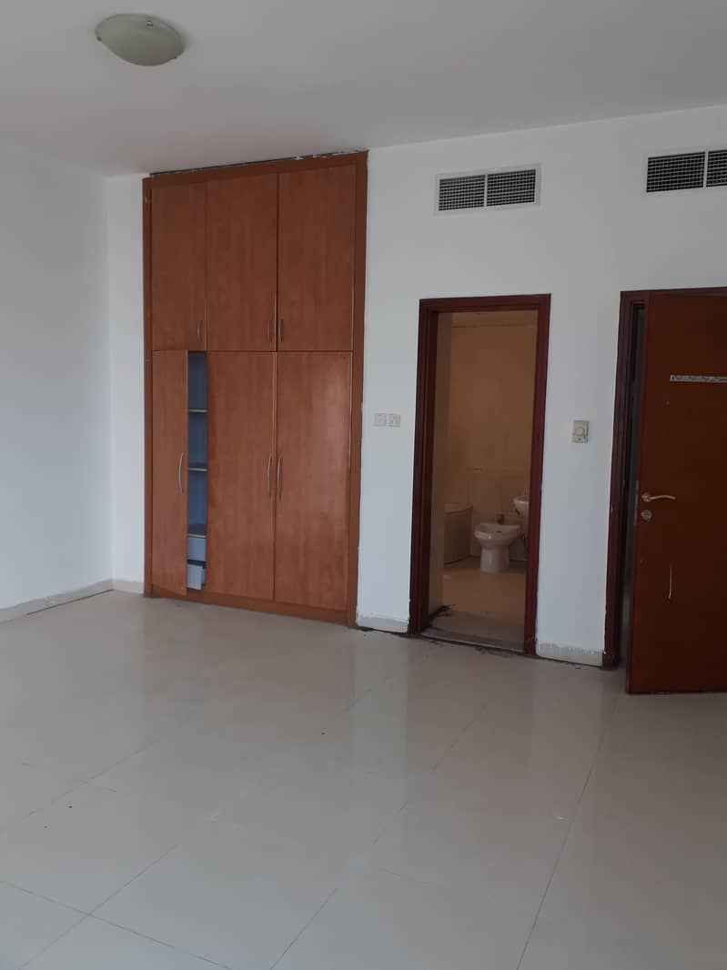 Specious 3 Bhk Al Khoor Tower Specious 3 Bhk Al Khoor Tower
