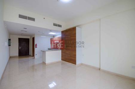 Bright Spacious Studio Bright Spacious Studio
