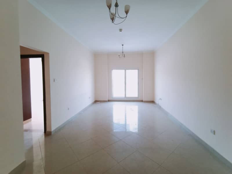 Spacious Apartment 1Bhk Available For Rent Only 48K in Silicone Oasis,, All Facilities,,