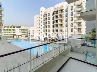 Studio for Rent in Bur Dubai, Dubai - Studio with Balcony | Pool, Gym and Parking | Bur Dubai