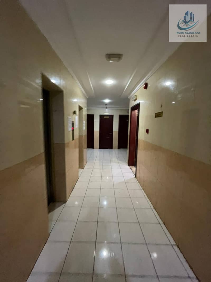 _للإيجار غرفتين  وصالة  في منطقة الجرف ( 3 ) في إمارة عجمان