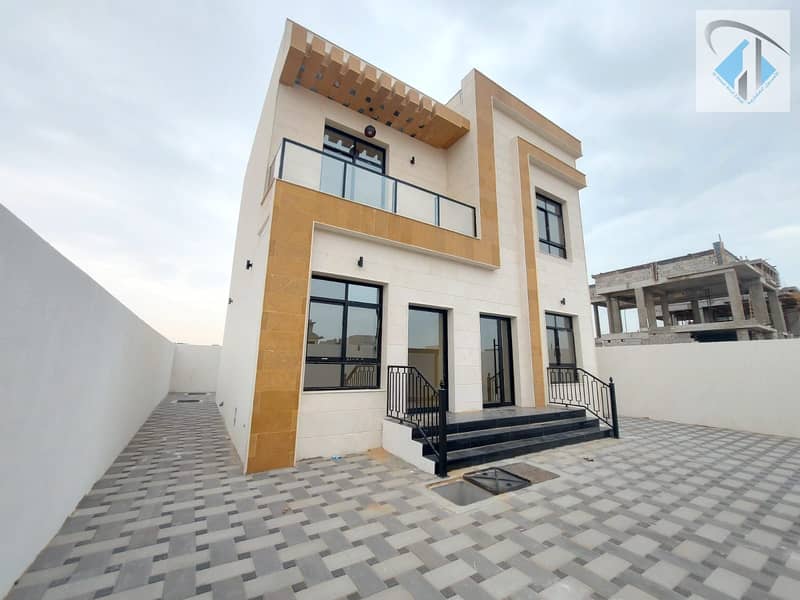 Brandnew Classic Villa for sale on two floors - good location, very luxurious finish, and freehold for all nationalities