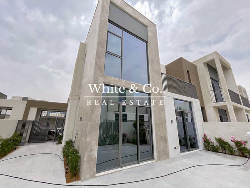 Corner Unit | Keys In Hand | Prime Location | Bayut.com