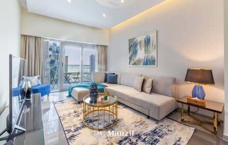 1 Bedroom Apartment for Rent in Business Bay, Dubai - Living Room