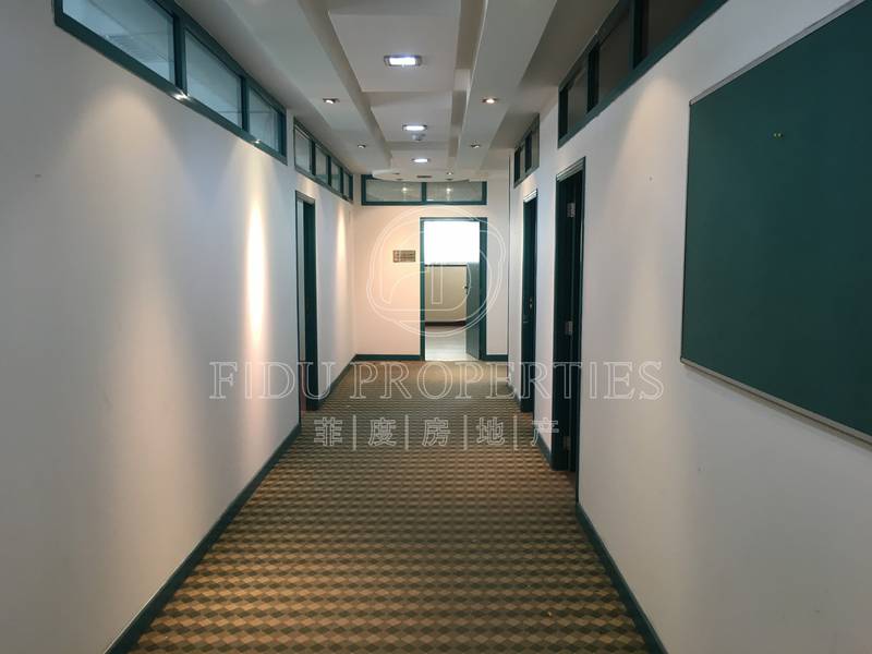 Great Price and Location l Fitted Office