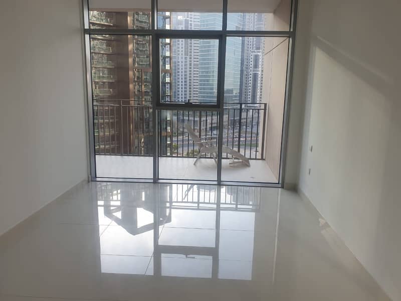 1 Bedroom Apartment Spacious Layout, Huge Balcony