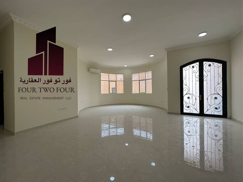 For rent a villa consisting of 6 master rooms and an extension consisting of 3 rooms and a Majlis