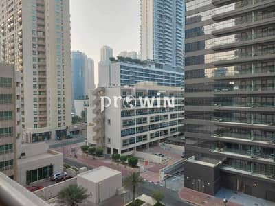 1 Bedroom Flat for Sale in Dubai Marina, Dubai - Next to DMCC metro station | Fully Furnished | Vacant on transfer