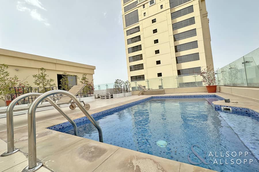 4 Bed | Half Floor Apt | Partial Sea Views 4 Bed | Half Floor Apt | Partial Sea Views