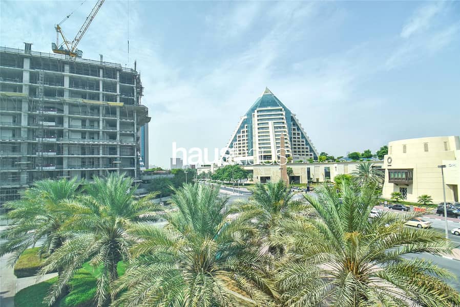 Fitted Offices | Spacious Partitioned | Near Metro Fitted Offices | Spacious Partitioned | Near Metro