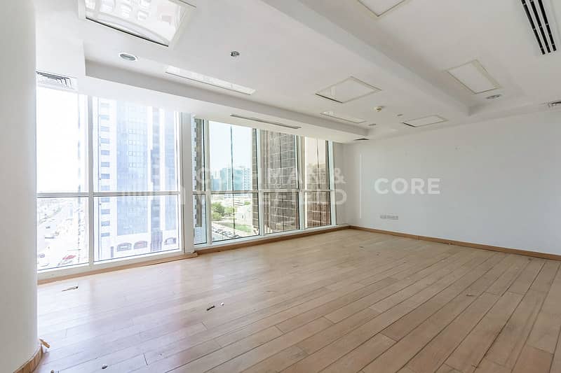Low Floor | Fitted Office | Prime Location Low Floor | Fitted Office | Prime Location