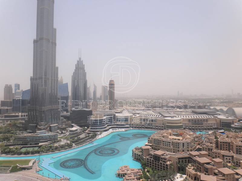 Facing Burj and Fountain | Two balconies