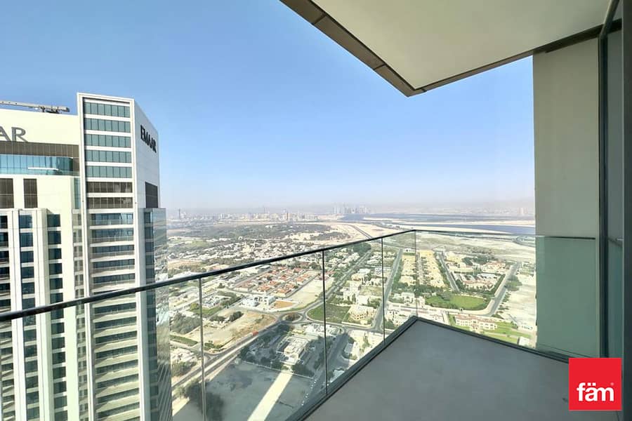 BRIGHT & LIVELY APT | HIGH FLOOR | CITY VIEW BRIGHT & LIVELY APT | HIGH FLOOR | CITY VIEW