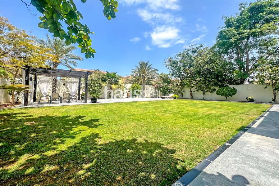 فیلا في جميرا بارك 4 غرف 370000 درهم - 7394954 فیلا في جميرا بارك 4 غرف 370000 درهم - 7394954