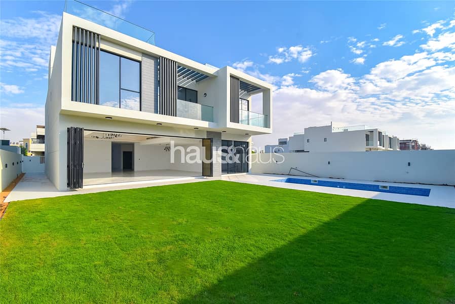 6,369 sq. ft BUA | Ready to Move | Stunning Villa