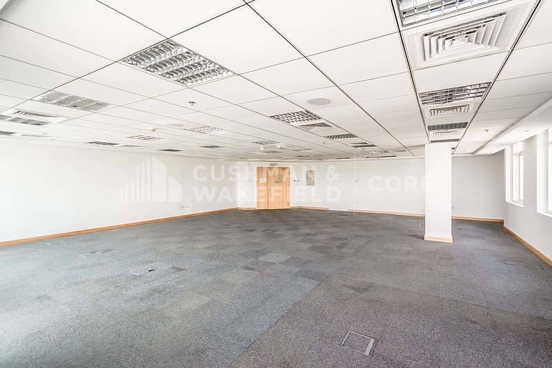 Freezone License | Low Floor | Fitted Office