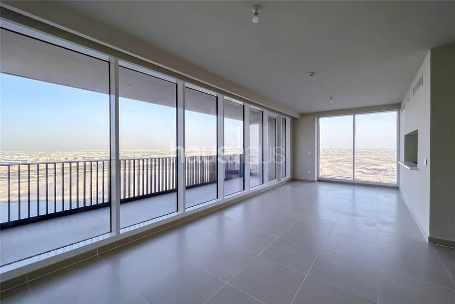 Perfect for Family | Rented | Corner Unit Perfect for Family | Rented | Corner Unit