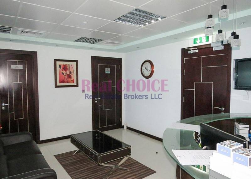 Furnished Spacious Office|Full Lake View