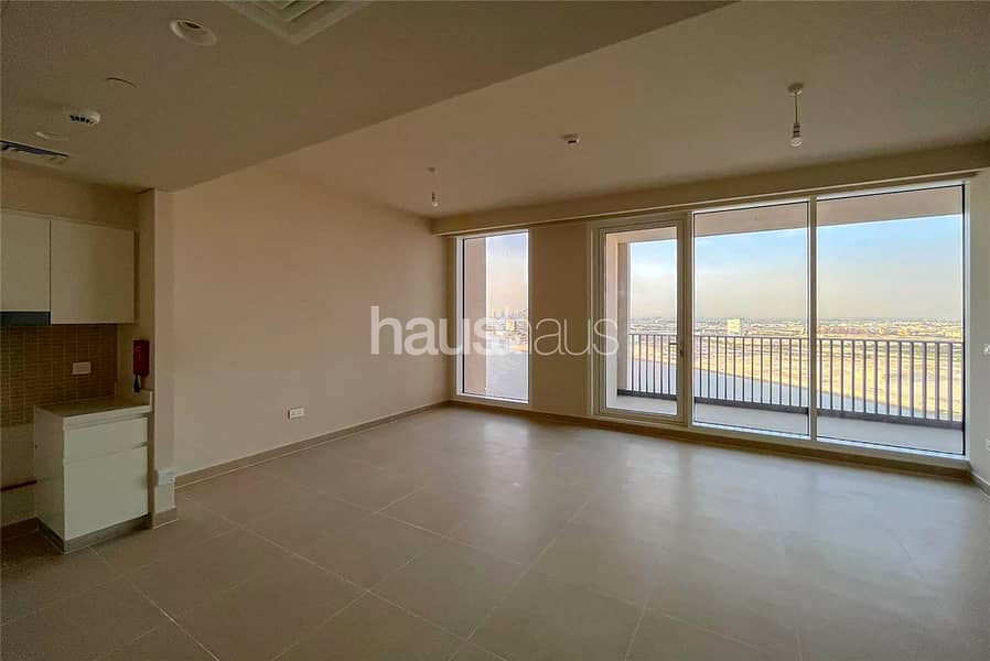Vacant on Transfer | Great Community | Canal views Vacant on Transfer | Great Community | Canal views