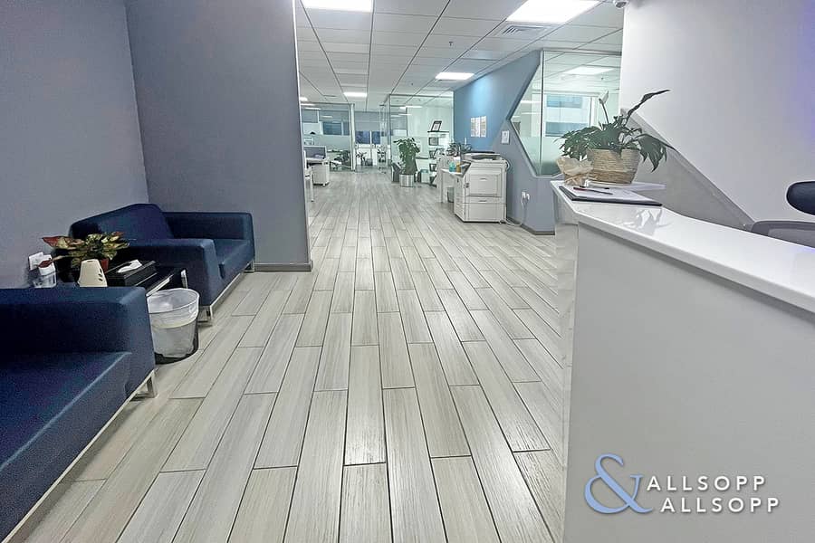 Bright Office | Fully Fitted | Prime Location Bright Office | Fully Fitted | Prime Location