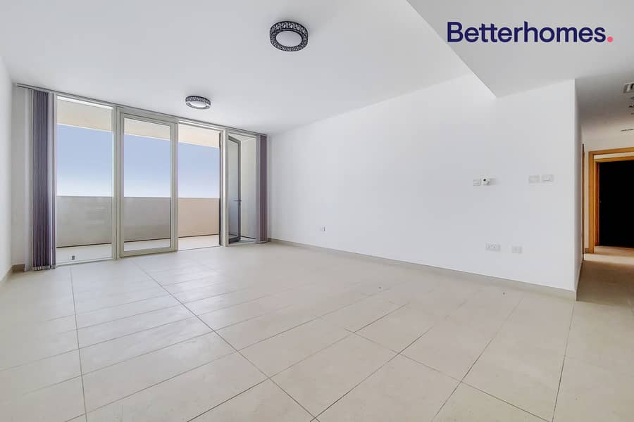 Canal View | High Floor | Dazzling Beach Access Canal View | High Floor | Dazzling Beach Access