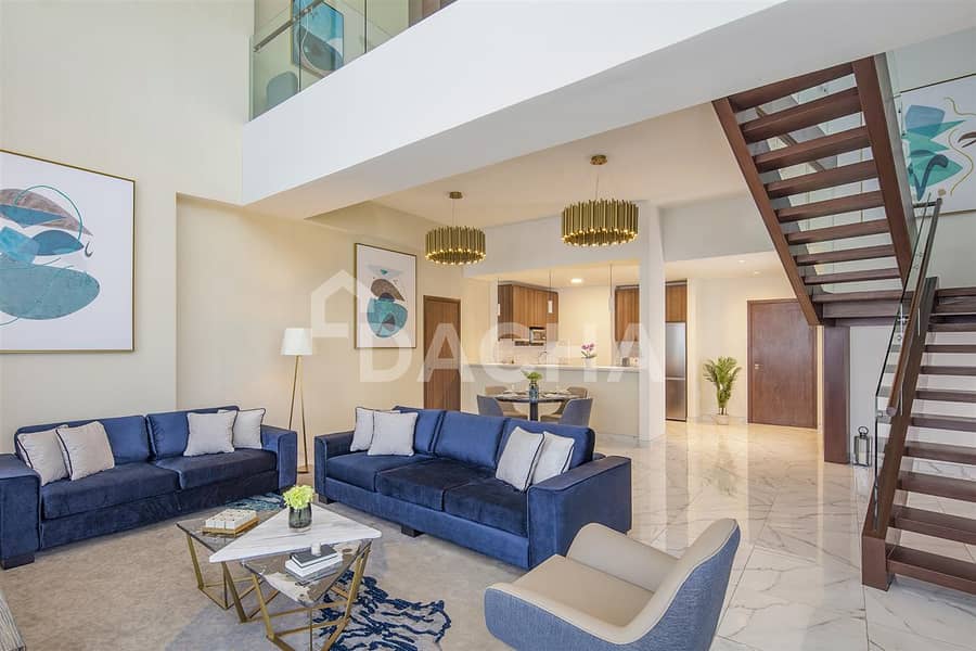 RARE DUPLEX / Golf Views / Serviced! RARE DUPLEX / Golf Views / Serviced!