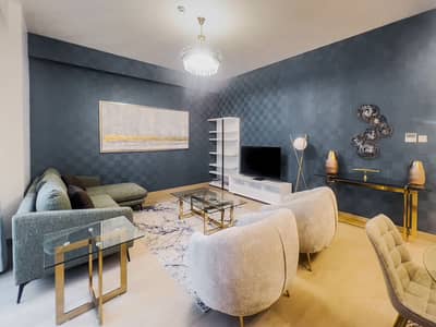 شقة 1 غرفة نوم للايجار في جميرا، دبي - Living Room