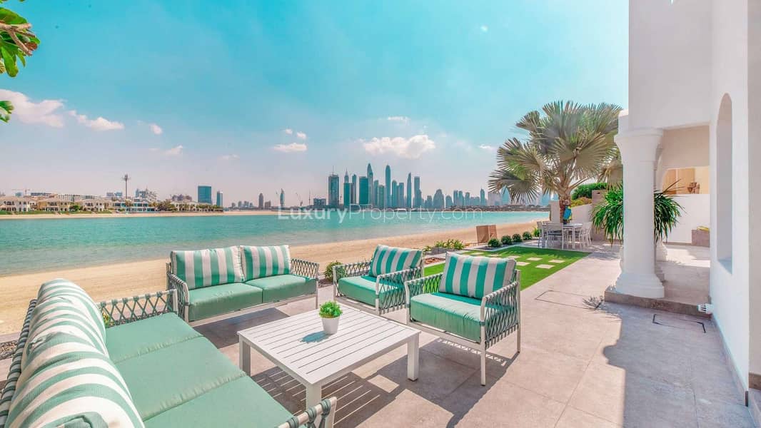 High Number | Grand Foyer | Skyline Views High Number | Grand Foyer | Skyline Views