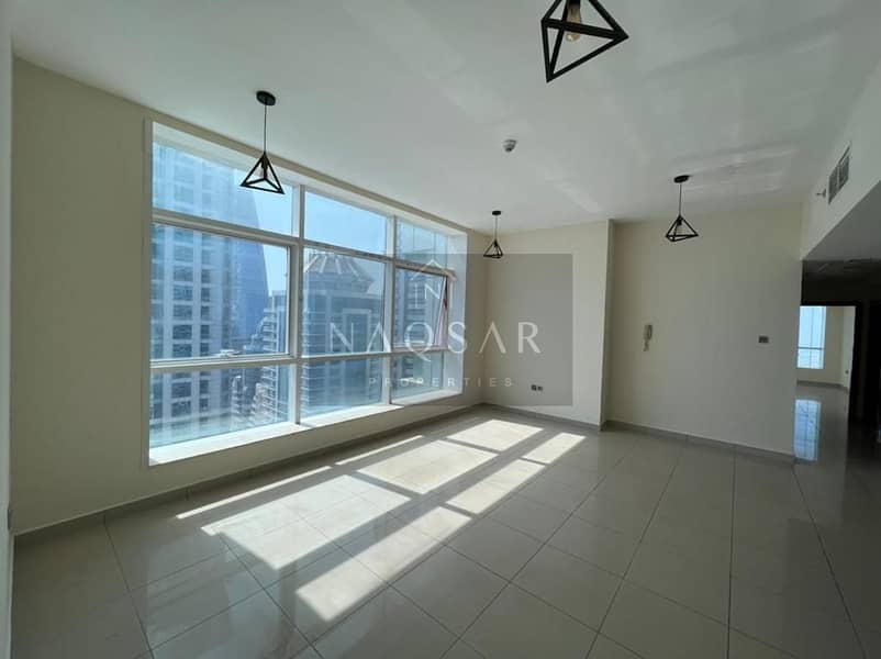 Sea View Higher Floor Chiller Free Spacious Sea View Higher Floor Chiller Free Spacious