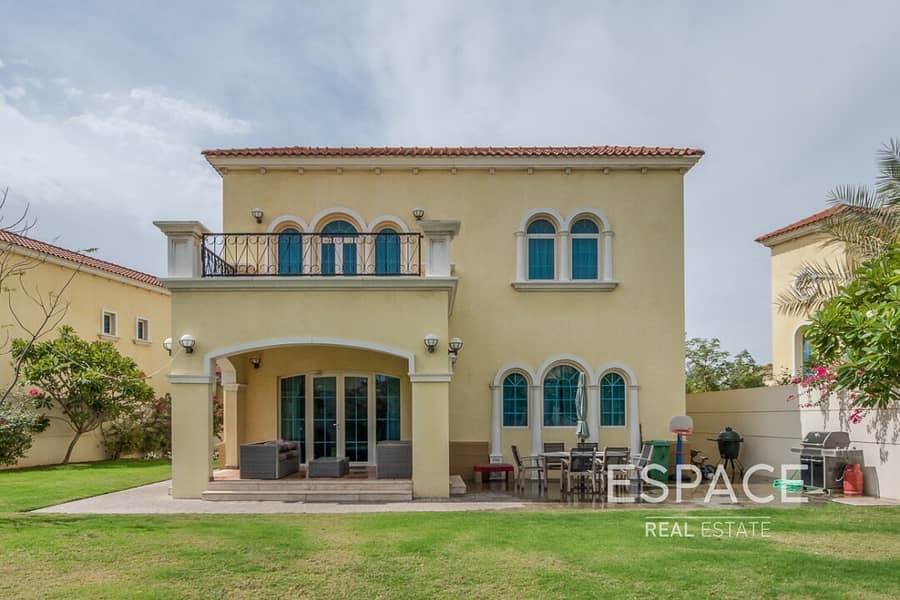 EXCLUSIVE | 3 BR Legacy | Investors deal EXCLUSIVE | 3 BR Legacy | Investors deal