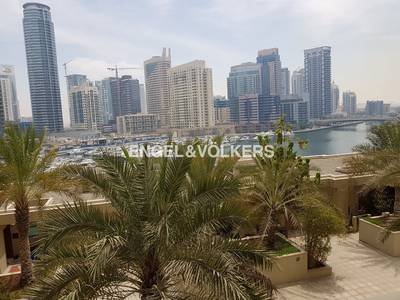 Stunning Marina View| Well Sized| Vacant Stunning Marina View| Well Sized| Vacant