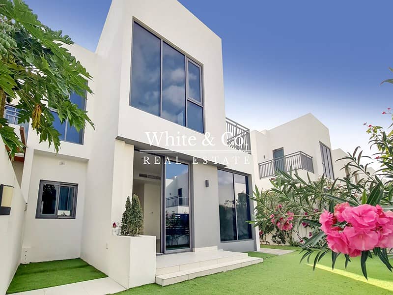 Maple Unit | Large Plot | Close to pool Maple Unit | Large Plot | Close to pool