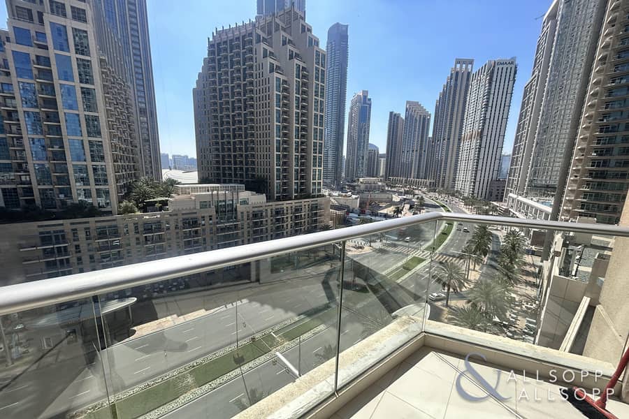 位于迪拜市中心，Loft公寓，Loft东楼 2 卧室的公寓 2500000 AED - 7294819