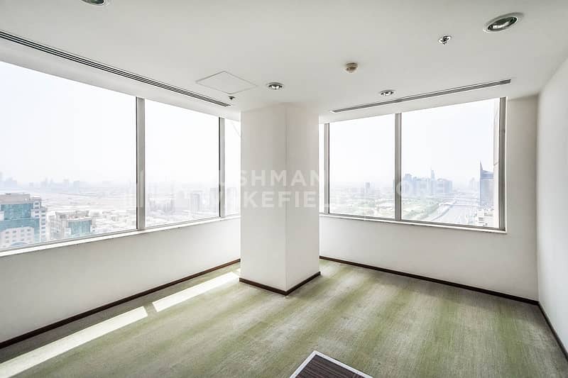 Fitted Full Floor | 11 Parking | Freezone