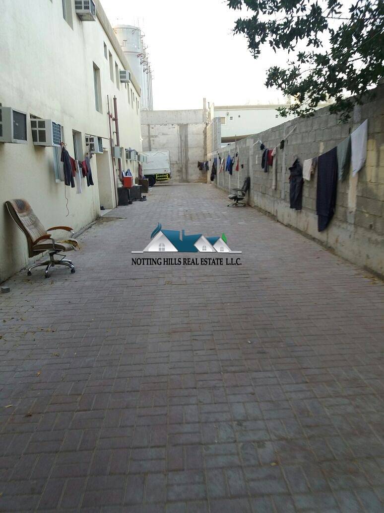 07 Labour Rooms Available for rent at 900 / month In Al-Jurf