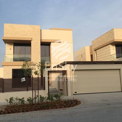 Brand New 5 Bedroom Villa with a Partial sea view Brand New 5 Bedroom Villa with a Partial sea view