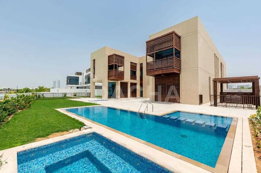 7 Bed / Modern Arabic Mansion / Lagoon Views