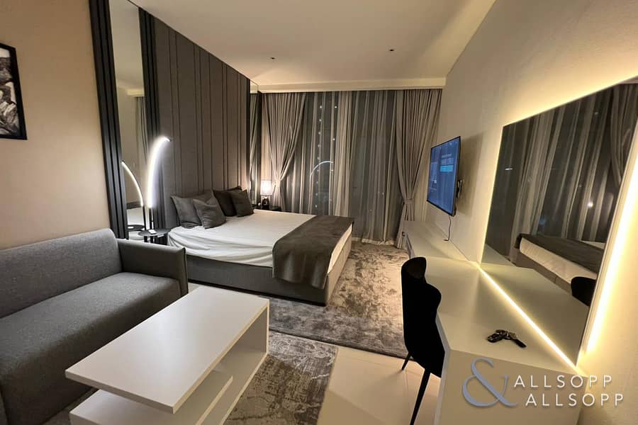 Designer Furnishing | Studio | Beach Access Designer Furnishing | Studio | Beach Access