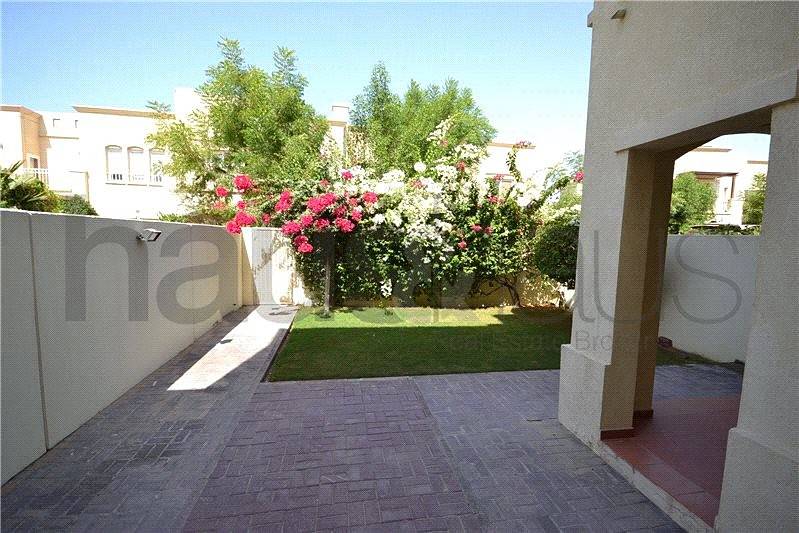 Well presented | 1M | Close to pool/park Well presented | 1M | Close to pool/park