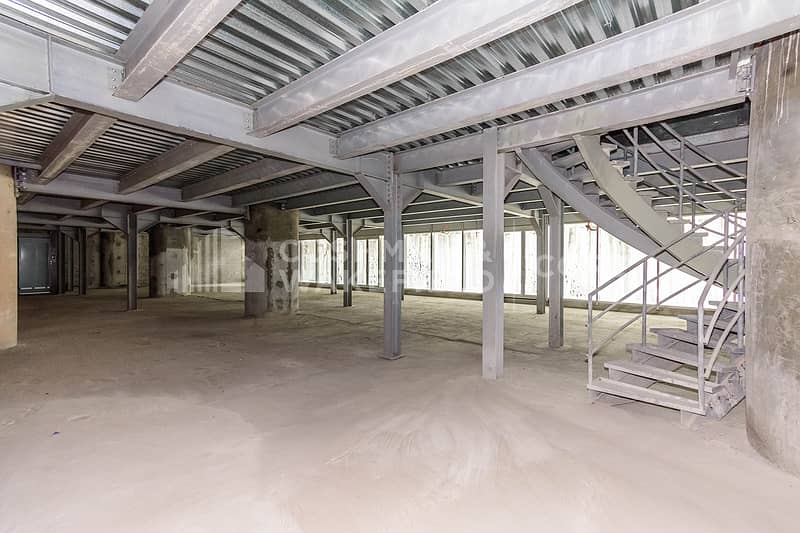 Combined Retail Space | Shell & Core | 8 Parking Combined Retail Space | Shell & Core | 8 Parking
