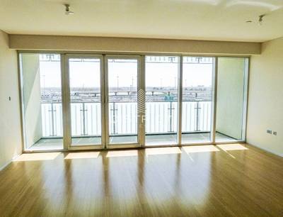 Modernly 2 BR Apartment in Al Raha Beach Modernly 2 BR Apartment in Al Raha Beach