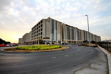 Lovely 1 BR Apartment Available Al Zeina Lovely 1 BR Apartment Available Al Zeina